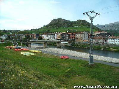 arriondas,hotel,hoteles,apartamentos,vacaciones,turismo rural,casas de aldea,apartamento,alojamientos,alojamiento,turismo rural,casas rurales,aventura,deportes,caba�as,viajar, agencias de viaje