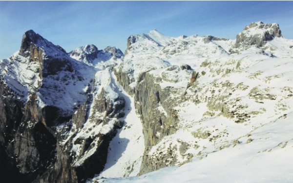 picos de europa, cortesia de J.Picallo, mas fotos en www.picoseuropa.net