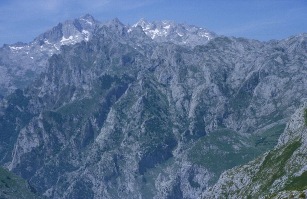 picos de europa, cortesia de J.Picallo, mas fotos en www.picoseuropa.net